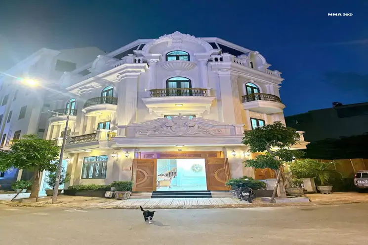 Bán Biệt Thự 2 Mặt Tiền Đẹp – P. Đông Hòa, Tp.hcm, Giáp Ql1k – Vị Trí Đắc Địa - ảnh 1