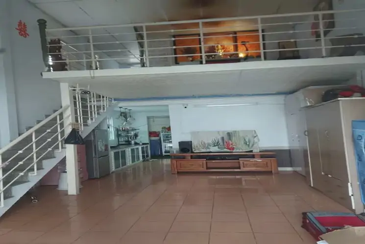 Nhà Cấp 4 Mặt Tiền Thổ Sơn . Dt:72m , Ngang 5M - ảnh 1