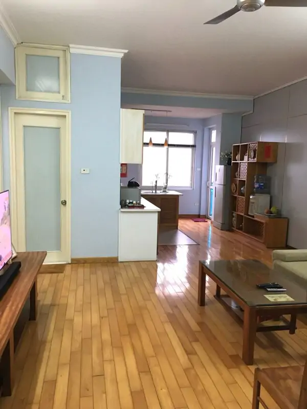 Cho Thuê Căn Hộ 2PN, View Hồ Tây - Chung Cư Số 6 Đội Nhân, Ba Đình - Giá 14 Triệu/Tháng