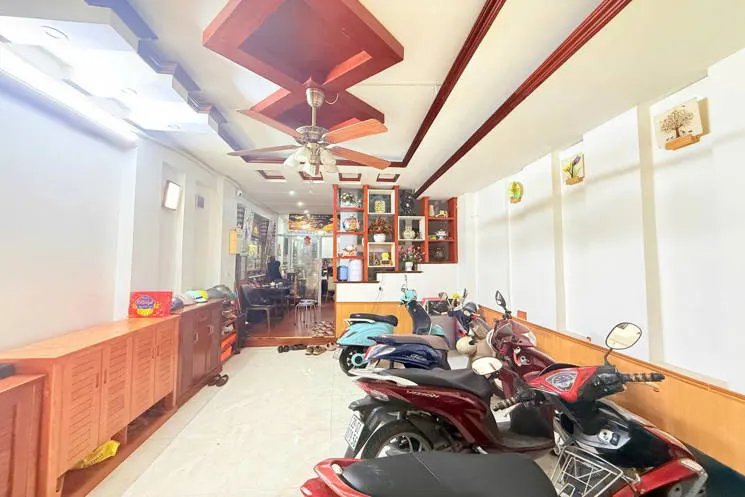 Bán Nhà Quang Lãm - Hà Đông 35Mx4 Tầng, Full Nội Thấtvề Ở Luôn Giá 4.95 Tỷ