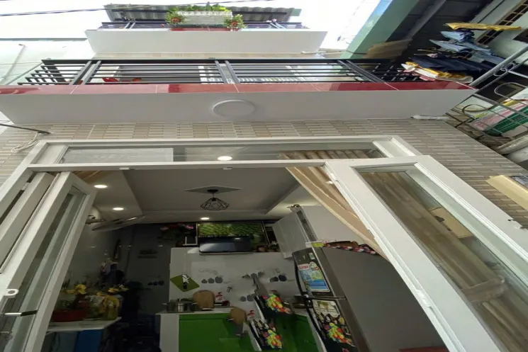 Nhà Vuông 2 Tầng Dtsd 32M2 – Nguyễn Ngọc Lộc Qv