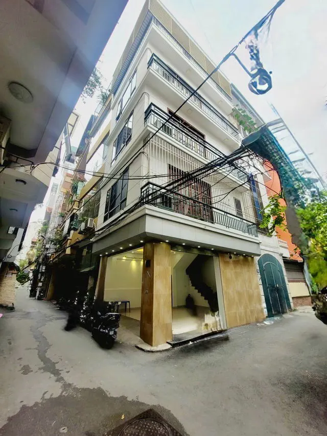 🏠 Siêu phẩm lô góc Trường Chinh - 5 tầng, Gara, Ngõ Ô Tô - 13.5 tỷ