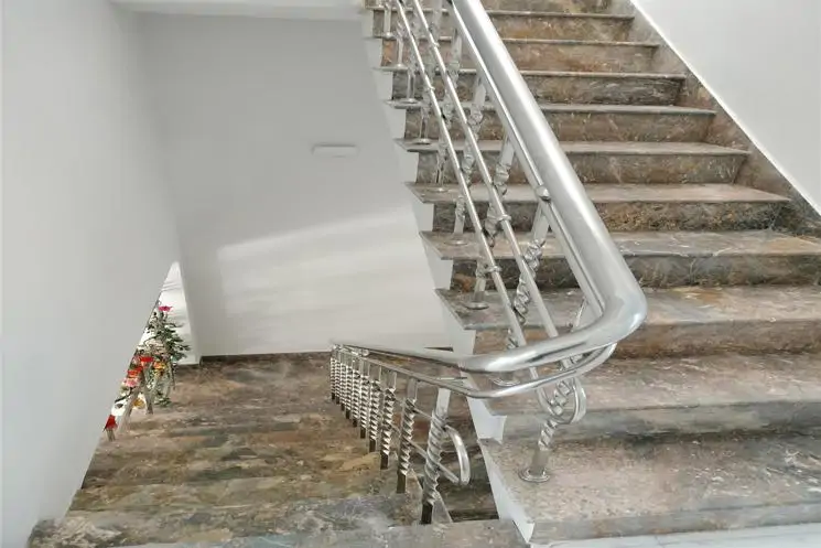 Siêu Phẩm 3 Tầng Khuê Trung – Kẹp Cống Thoáng Mát – Mặt Tiền Đẹp Kinh Doanh - ảnh 1