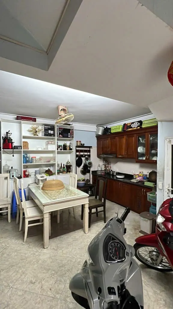 Nhà đẹp Thanh Xuân - Khu Quân Đội - 10m ra Hồ, Chợ - Oto Đỗ Gần