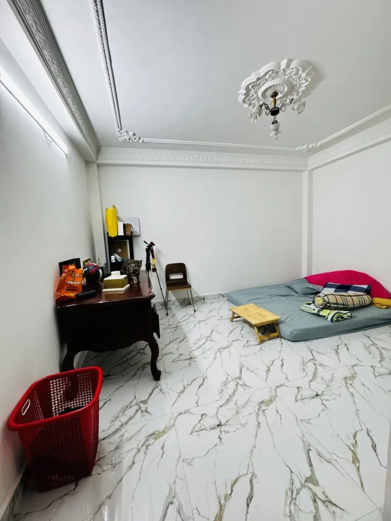 Nhà Quận 1 - 4 Tầng, 4PN - Vị Trí VIP Nguyễn Trãi - Giá 18 Tỷ