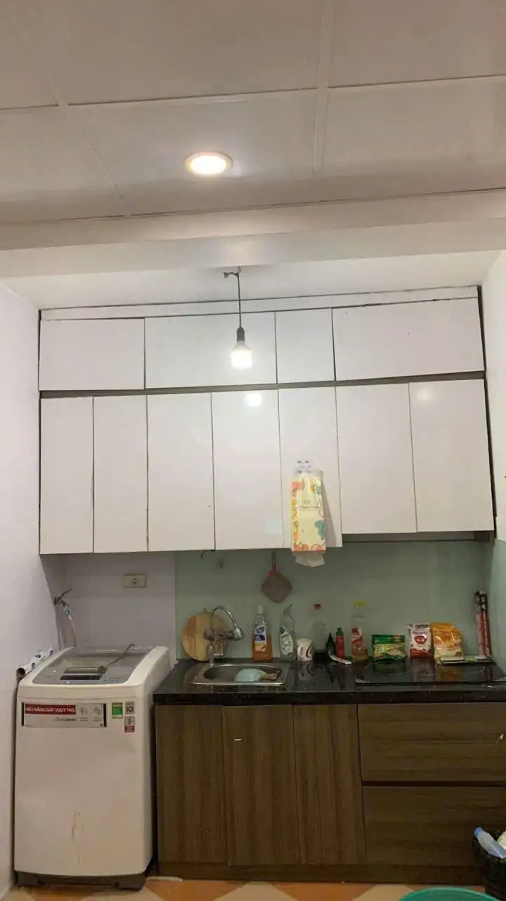 Cho Thuê Căn Hộ Tập Thể Hoàng Quốc Việt - 6.5 Triệu/Tháng