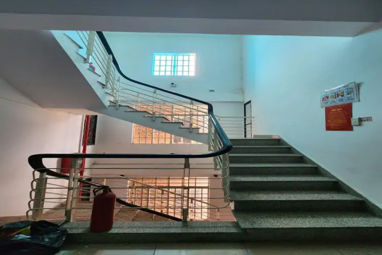 ♣ Đường Kiệt 6M Sát Mt, Gần Nguyễn Văn Linh, 140M2, Ngang 11M, 5 Tầng, 20 Căn Hộ, 13.5 Tỷ - ảnh 1