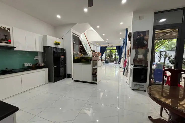 13,3 Tỷ – Biệt Thự 3 Tầng Ven Sông Hòa Xuân – Kiến Trúc Hiện Đại, Vị Trí Đắc Địa Trên Đường Trần - ảnh 1