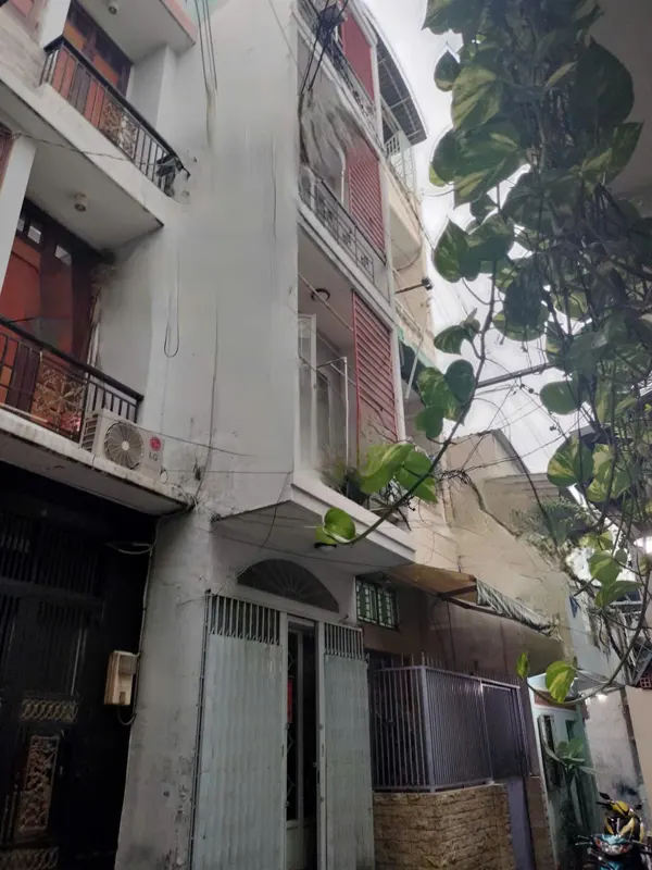 Bán Nhà 4 Tầng Quận 10 - Ngô Quyền - Giá Tốt - Pháp Lý Rõ Ràng