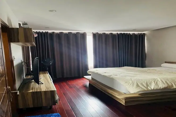 Lô Góc- 4 Tầng Full Nội Thất Vip- Dt: 85M Ngang 5M2 Đường Nguyễn Hữu Thọ, Gần Bv Gia Đình Chỉ 7Ty2 - ảnh 1