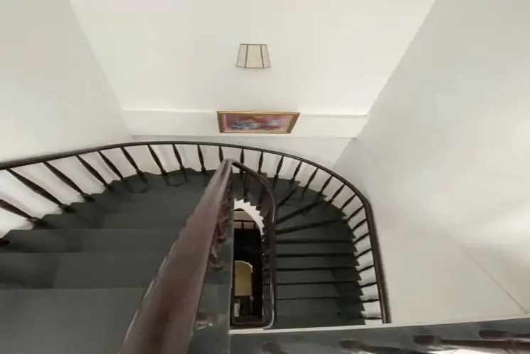 Nhà 3 Tầng Kiệt Oto 6M Nguyễn Tất Thành , Dt:94m , Ngang 6M2 - ảnh 1