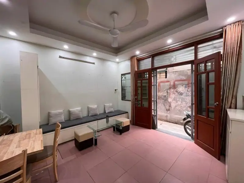 Cho Thuê Nhà 4 Tầng Vĩnh Phúc, Ba Đình - Giá 11 Triệu/Tháng - ảnh 1