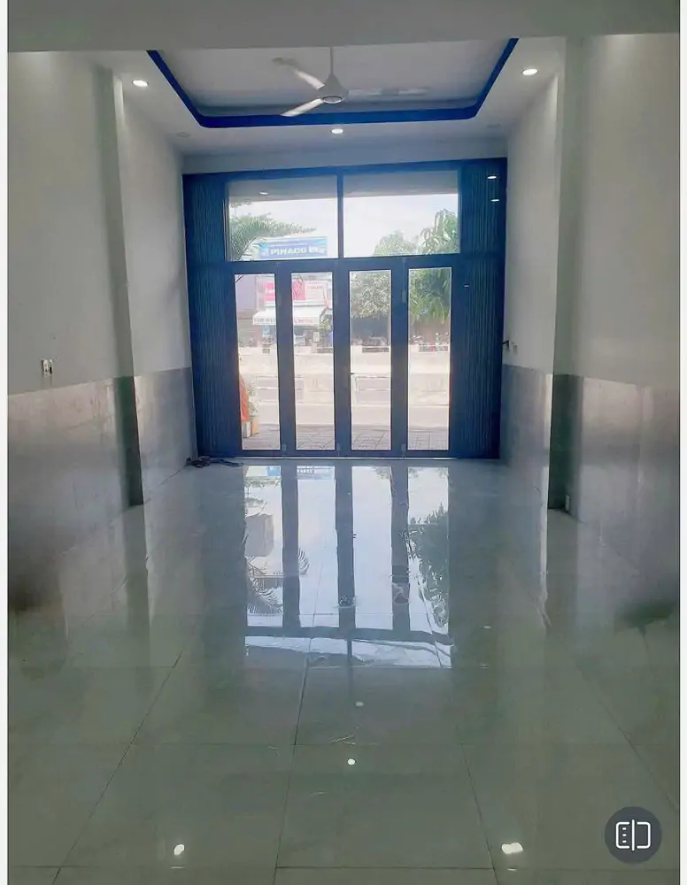 Cho Thuê Nhà 2 Tầng Kinh Doanh Mặt Tiền Đường Nguyễn Tất Thành - ảnh 1
