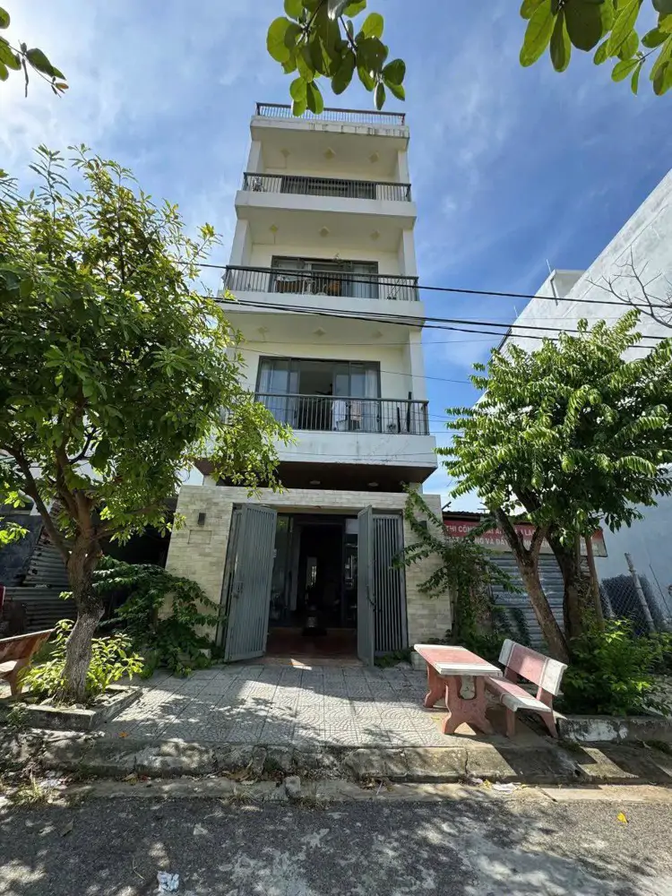 Toà Căn Hộ 5 Tầng 11 Phòng - Đường 5M5 Cách Biển Sơn Thuỷ 300M  - Giá Liên Hệ Đầu Tư - ảnh 1