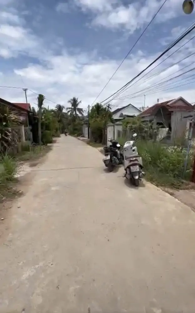 Cần Bán Lô Đẹp Diên Sơn, Cách Đường Chính 20M Nhà Vuông Vắn 222M2, Cạnh Uỷ Ban, Trạm Y Tế, Trường - ảnh 1