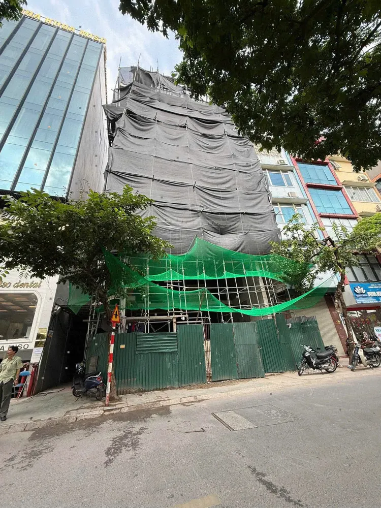 Căn Vip Duy Nhất Mặt Phố Nguyễn Khang View Sông  Nằm Ngay Trung Tâm Quận Cầu Giấytoà Văn Phòng