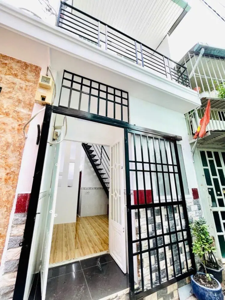 Nhà Vuông Shr 2 Tầng 30M2 – Hà Đặc Quận 12