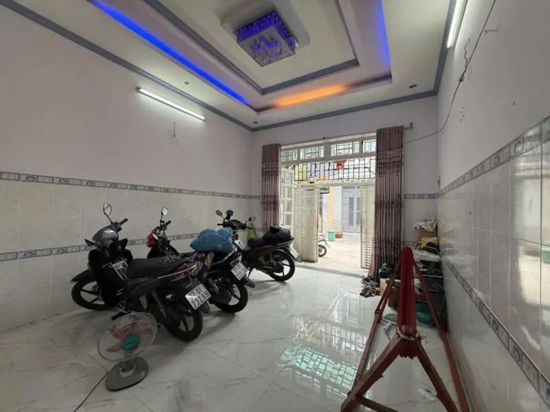 🏡 Nhà Vuông SHR 2 Tầng, 60m2, Quận 12 - Giảm 500 Triệu!