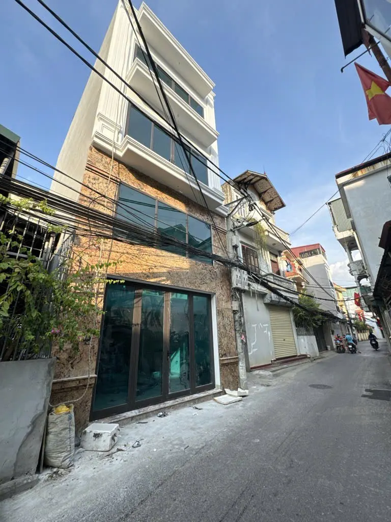 Nhà Phố Thạch Cầu Góc - 50m² - 7.5 Tỷ - Kinh Doanh Sầm Uất
