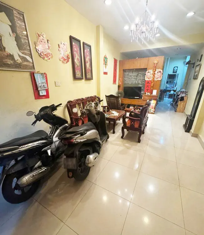 Nhà 3 Tầng, Hẻm Xe Tải 6m, Trường Chinh, Tân Bình - Giá 11 Tỷ Thương Lượng