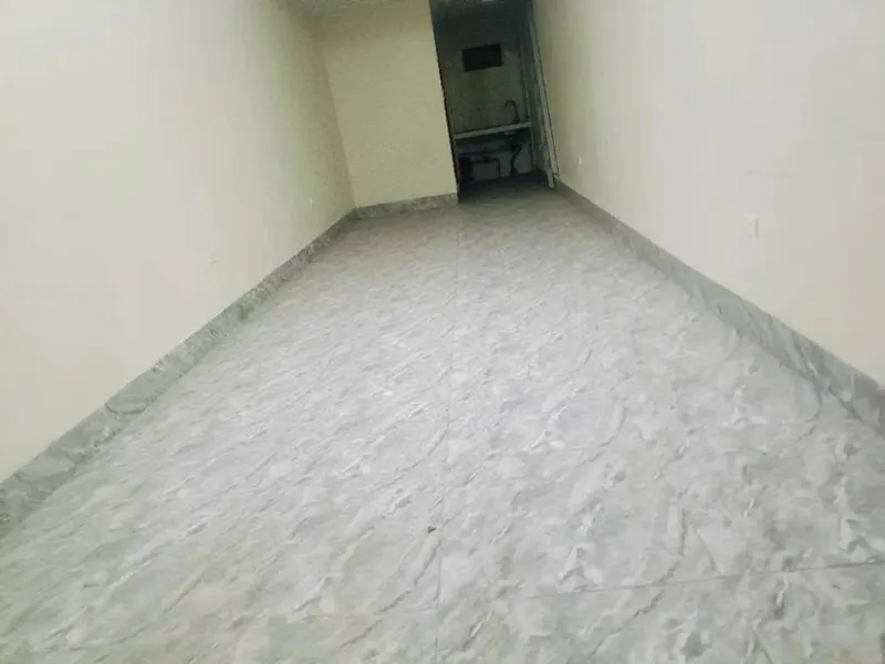 Bán đất Giang Biên 32m2 - Tặng Nhà C4 - Giá 3.99 Tỷ - Sổ Đỏ Tại Chỗ