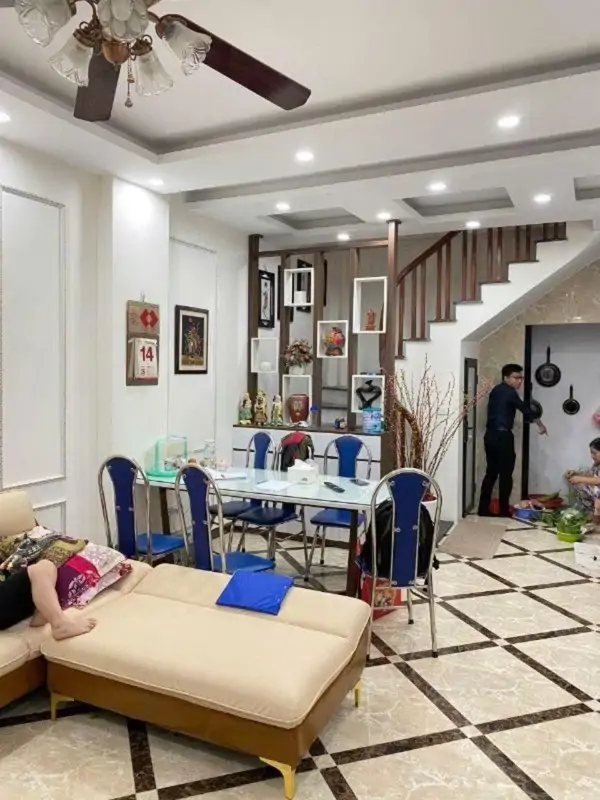 Nhà Phố Minh Khai - Ngõ 254 Thông Thoáng, 5 Tầng - Giá 8.5 Tỷ
