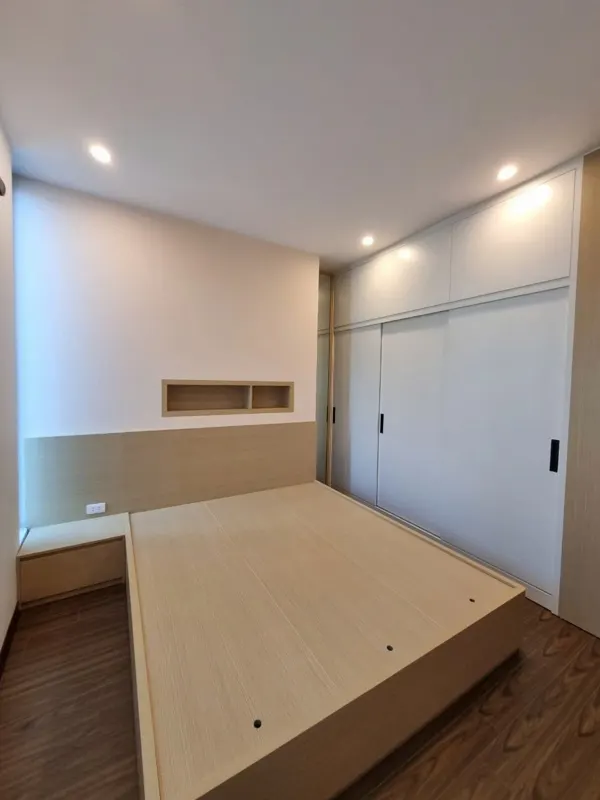 Nhà Vân Canh 45m2, 4 Tầng, Giá 6 Tỷ - Vị Trí Đắc Địa