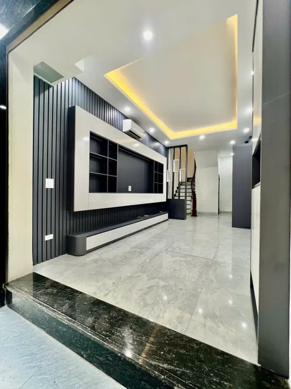 Nhà phố Ngọc Lâm - 30m2 - 5 tầng - Giá 7 tỷ (Full Nội Thất)