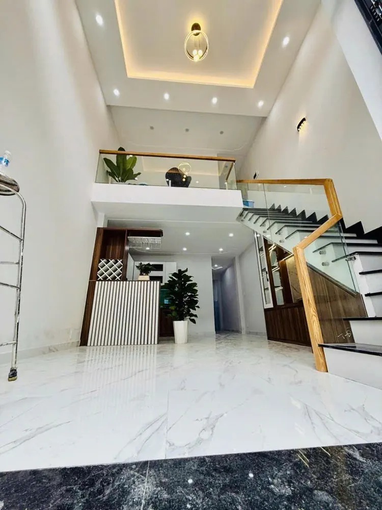 Nhà Mới, Đường Oto Ra Vào, Ra Lê Văn Việt 3 Phút, Sổ Hông Sang Tên Ngay Lh 0382202524
