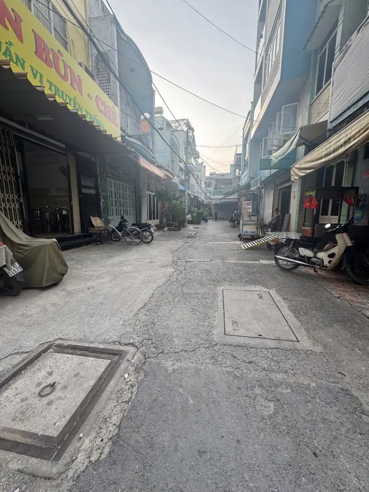 Bán Nhà Hẻm Xe Tải – Đồng Đen, Tân Bình