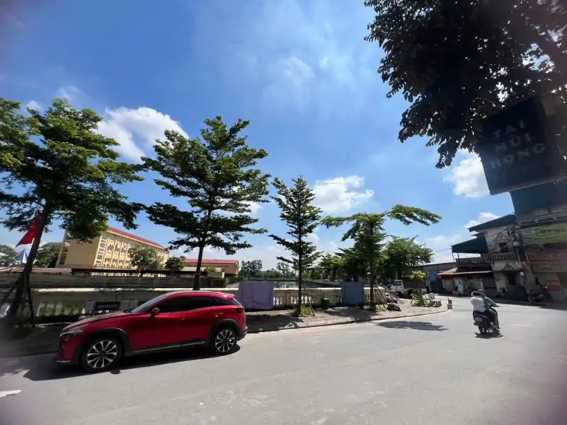 Bán Đất Tặng Nhà Cấp 4 Gần Khu Công Nghiệp Ngọc Hồi