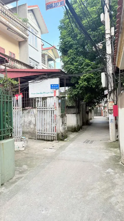 Bán Đất Thổ Cư Gia Quất, Thượng Thanh, Long Biên. 62M2, Mt 9M, 9.9 Tỷ, Sổ Đỏ. Lh: 0937632289