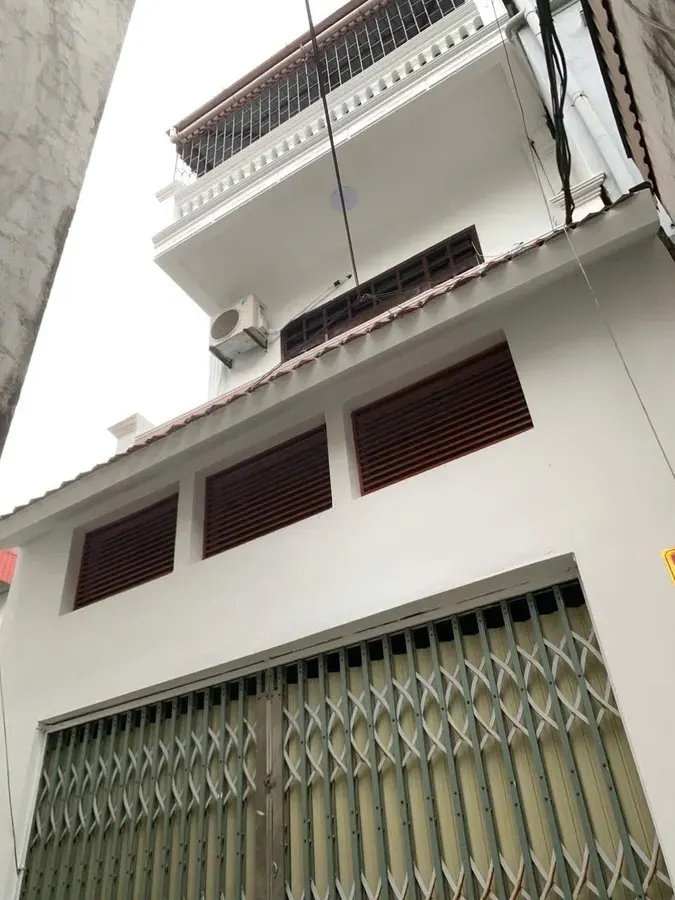 Bán Nhà Riêng Phố  Ngô Gia Tự 40M2 3 Tầng Mt 4.5M, 7.95 Tỷ Long Biên Hà Nội