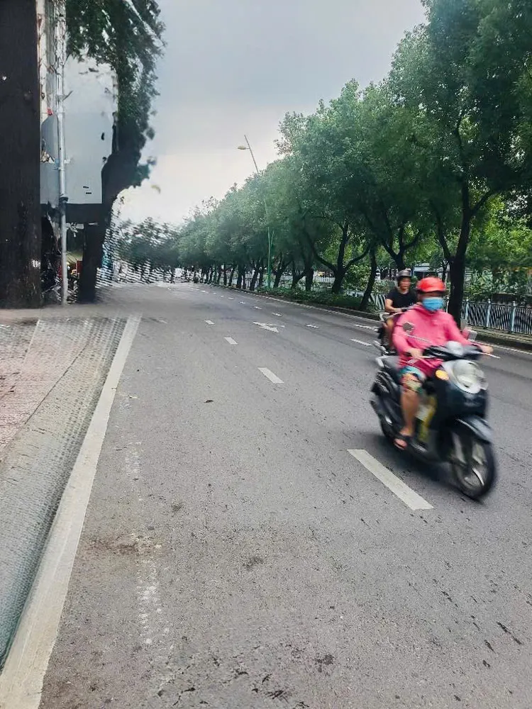 Tân Bình – Nhà Mới Đẹp – 5 Tầng – Cách 1 Căn Ra Mặt Tiền Trường Sa – 64M² Ngang Khủng 6.5M