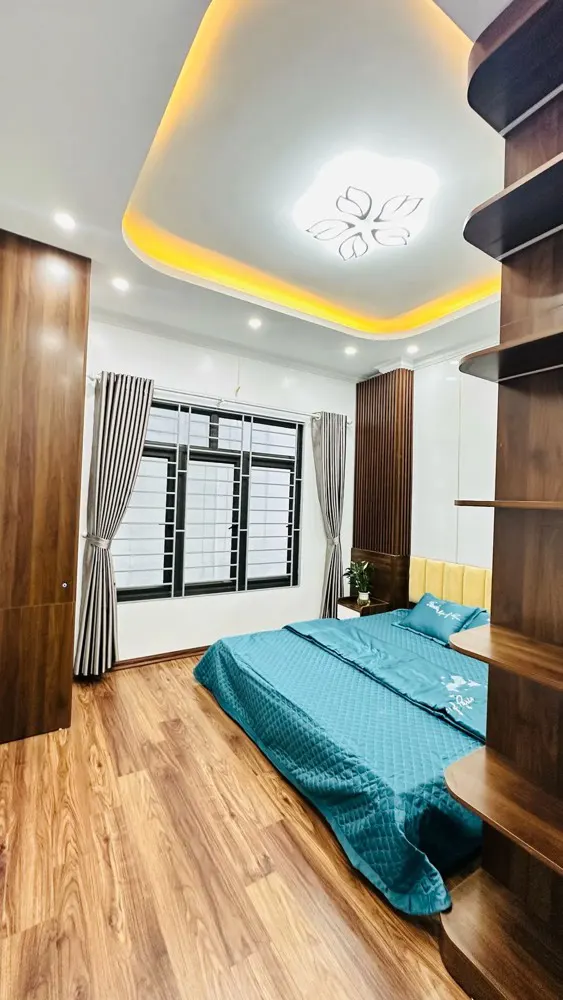 Bán Nhà Vân Đồn 34M2. 5 Tầng. Mặt Tiền 4. Giá 7.5 Tỷ Hai Bà Trưng Hà Nội