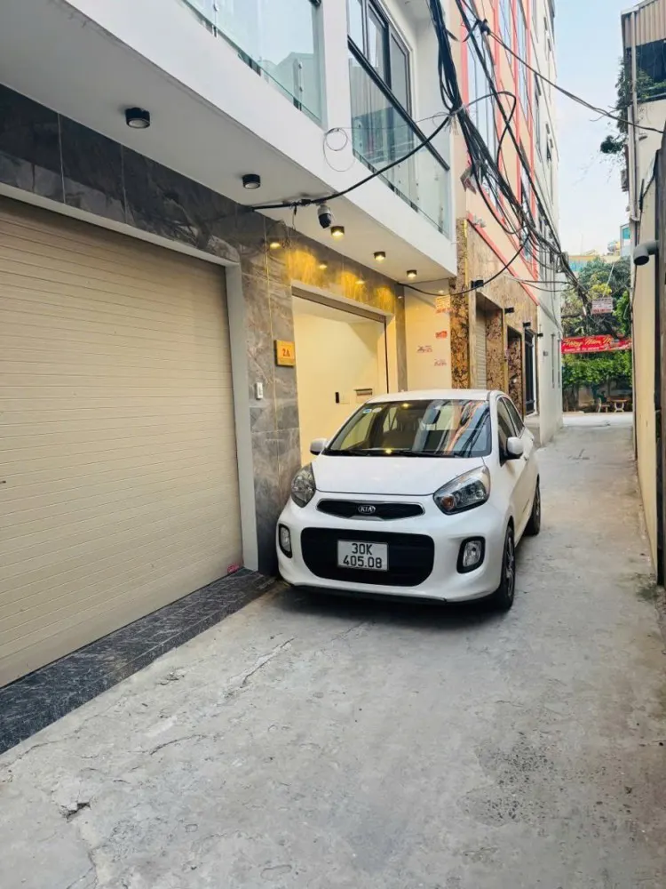 Bán Nhà Riêng Ô Tô Đỗ Cửa Full Nội Thất Hàng Xóm Gaden City 40M2 X 6 Tầng 9.5 Tỷ,Thạch Bàn- Long