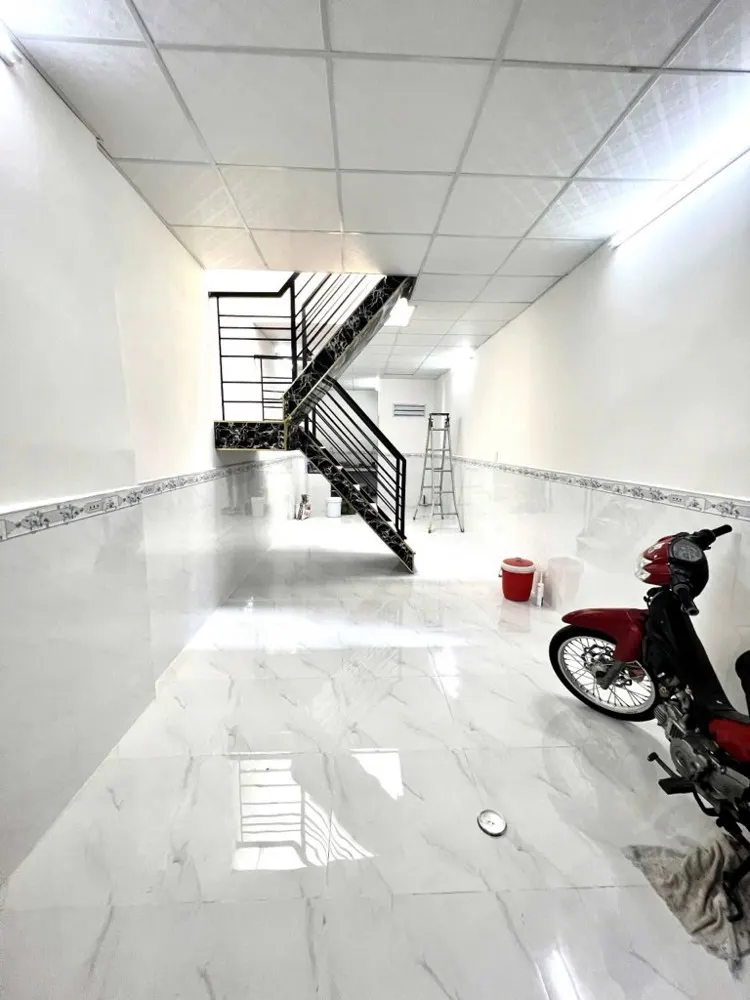 [Tân Bình ] Hiệp Nhất - Hẻm 1 Sẹc ,Sát Mặt Tiền, 35M2, 2 Tầng Đúc Mới Đẹp ,Hoàn Công Đủ, Sổ Đẹp,
