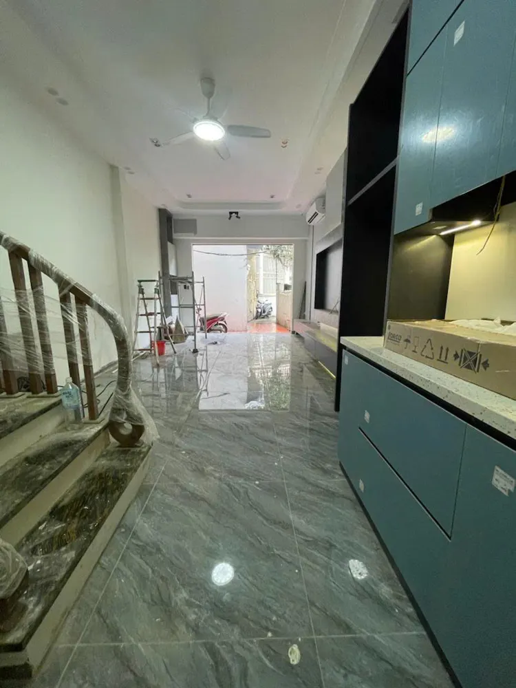 Bán Nhà Phố Ngọc Lâm - Long Biên Giá Đầu Tư