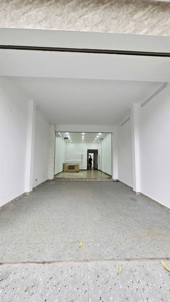 Cho Thuê Nhà Ngõ 110 Trung Kính, 92M2, Xd 5 Tầng Đẹp, 9Pn, Oto Đỗ Cửa, Tiện Kd