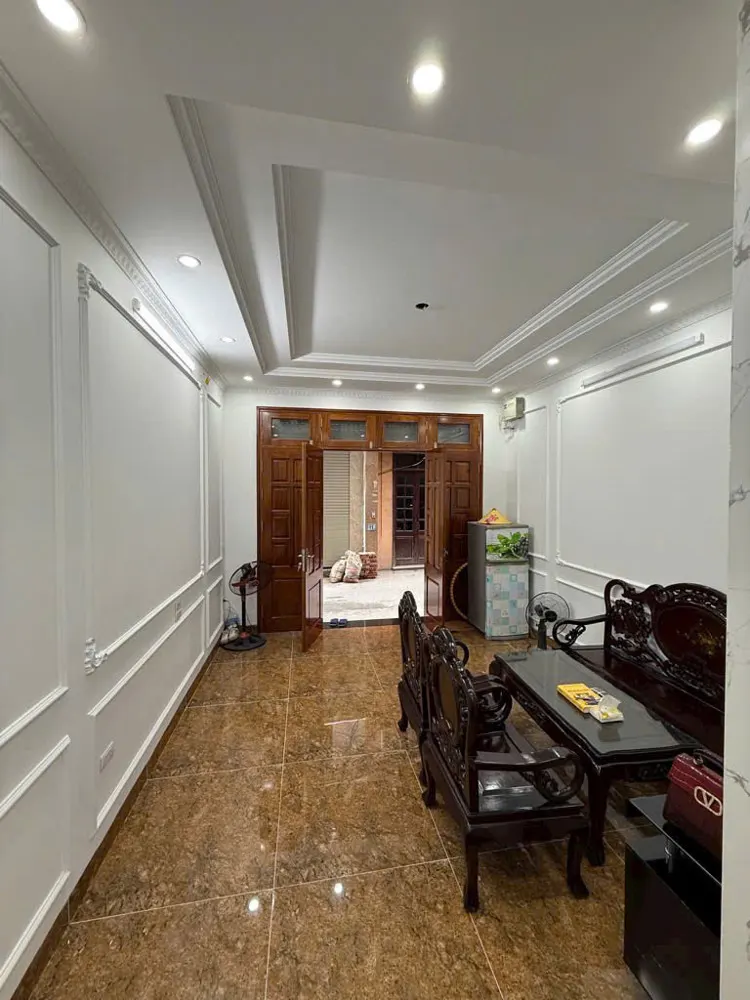 Bán Nhà Bồ Đề Long Biên,Oto Đỗ Cửa, Dân Xây,Ngõ Rộng Thoáng,40M Nhỉnh 8 Tỷ