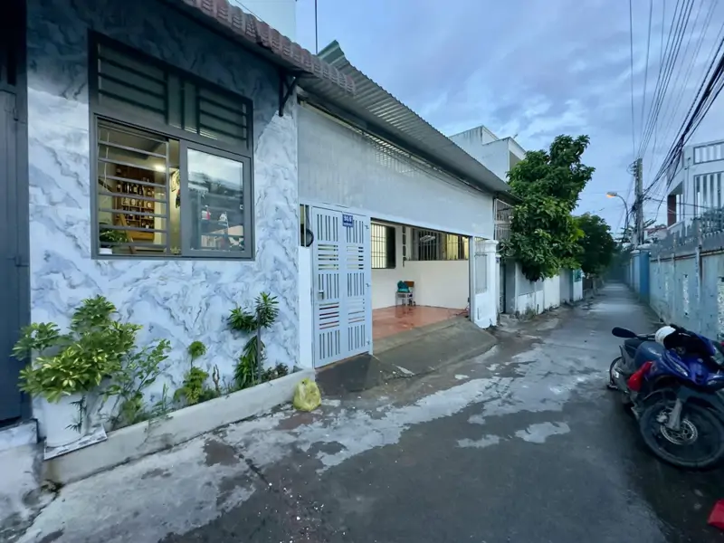 Nhà Đẹp Hẻm Ô Tô Nguyễn Chích – Gần Biển, Ngang 7M, Chỉ 4,3 Tỷ! - ảnh 1