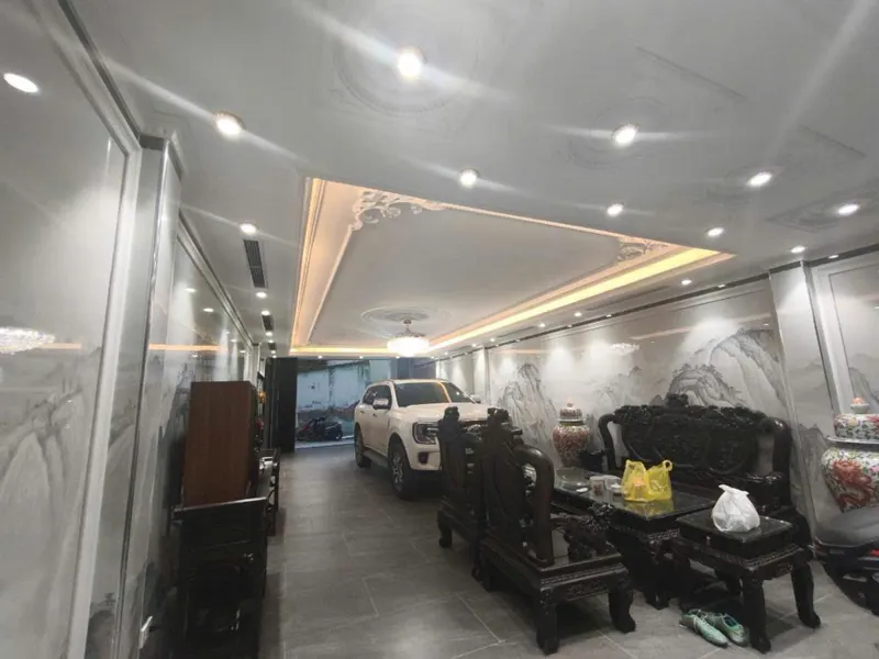 Bán Nhà Nguyễn Văn Linh 96M 7 Tầng Thang Máy Ô Tô Tránh Hơn 25 Tỷ
