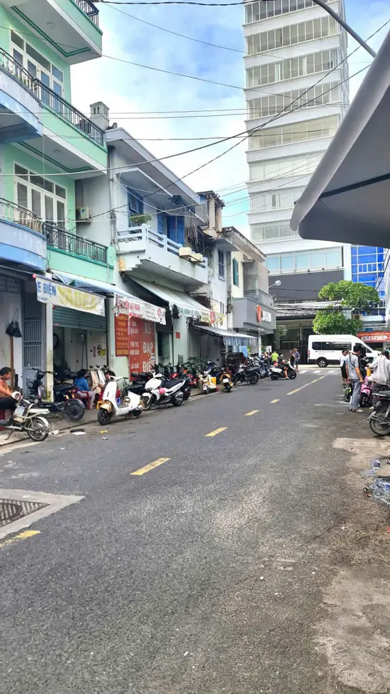 Bán Nhà 3 Tầng Đường Lớn Đào Duy Từ – Gần Thống Nhất – Sổ Hồng Riêng - ảnh 1
