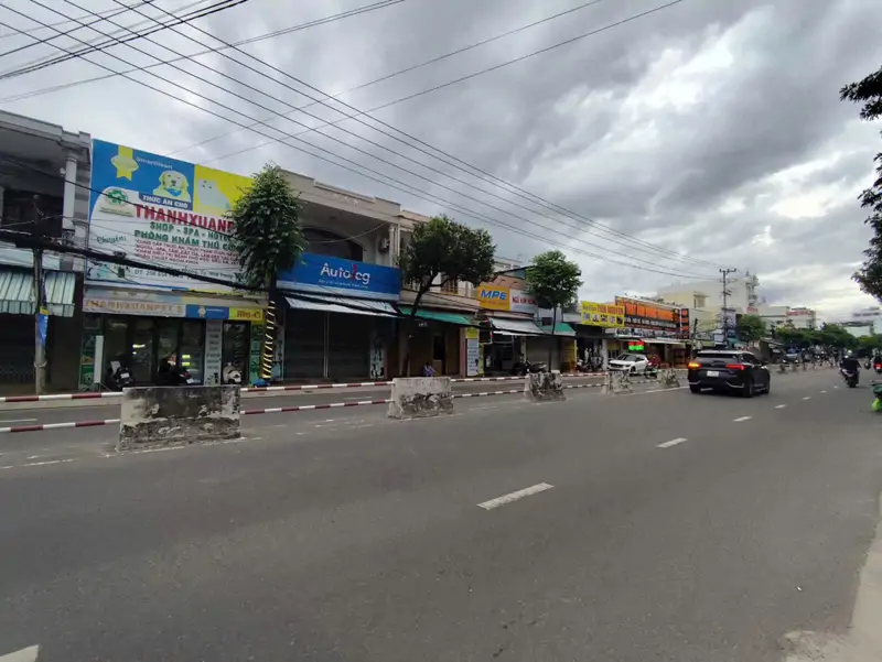 Căn Góc Hiếm – Bám Đường 31,86M – Ngay Trung Tâm Phố Tương Lai Thông Sân Bay Cũ Ra Biển Gần .2 - ảnh 1