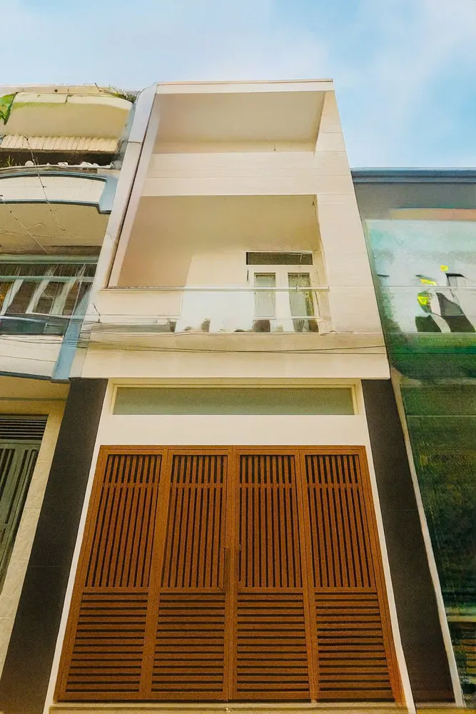 Siêu Phẩm Tân Bình – Nhà Đẹp Giá Tốt 5 Tầng Btct – Hẻm Xe Tải Cmt8 – Sát Cv Lê Thị Riêng – 61M2