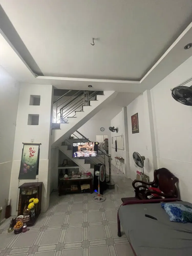 L1587 ⭐⭐ Sát Chợ Thạch Đà, Shr, Vuông, 2 Tầng, 4X16.5m, 4.X Tỷ