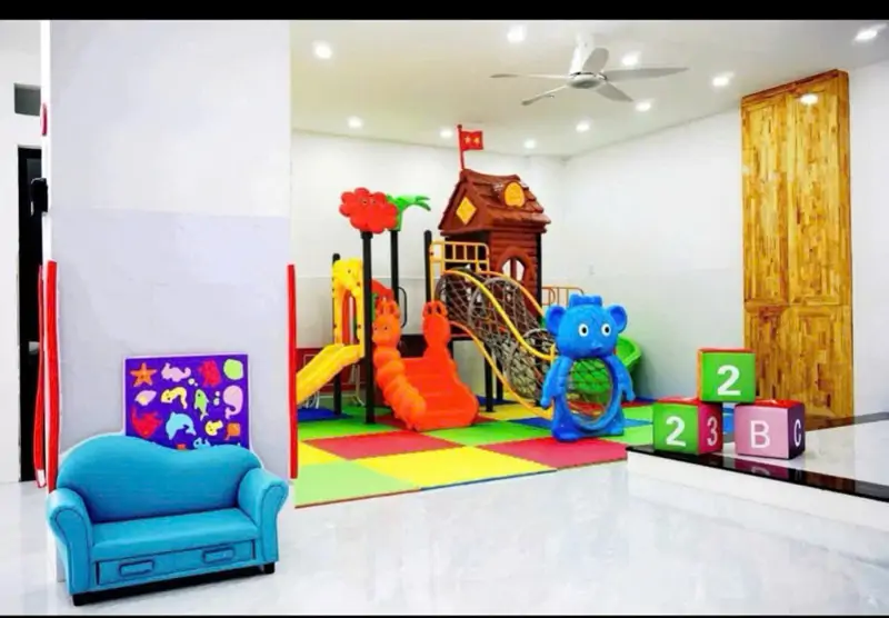 Bán Tòa Nhà Mặt Tiền Đường Lê Chân, Trung Tâm P. Phước Tân, Thành Phố Nha Trang.cần Bán Tòa Nhà - ảnh 1