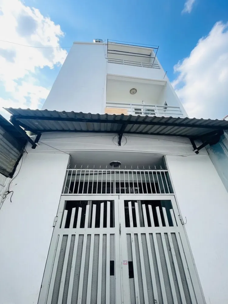 L1644 ⭐ Sát Ngã 6 Gò Vấp, Shr, Hxh, 3 Tầng, 4X10m, 4.X Tỷ
