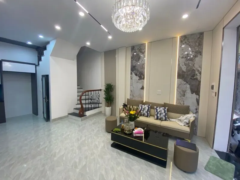 Bán Nhà Thanh Am Long Biên,Oto Đỗ Cổng,Mới Tinh, Gần Chợ ,Trường 62M