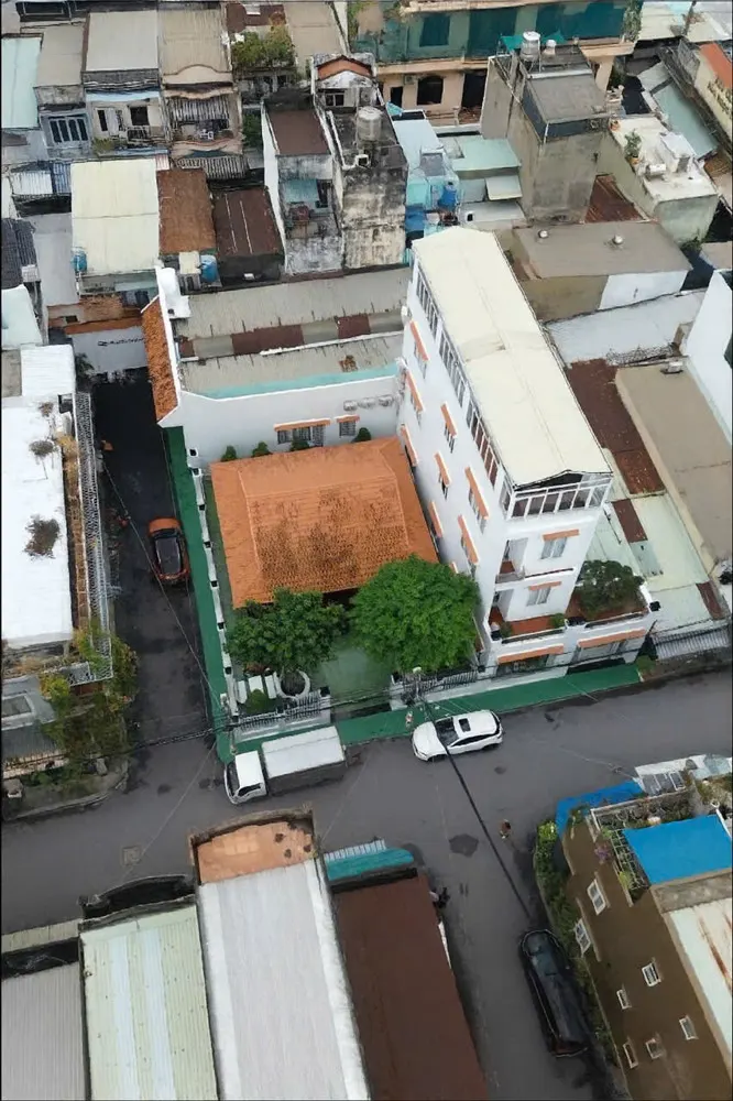 Không Gian An Lành Cho Gia Đình Phật Giáo – P15 Tân Bình – Ngang 20M – 340M² – 3 Khối Nhà